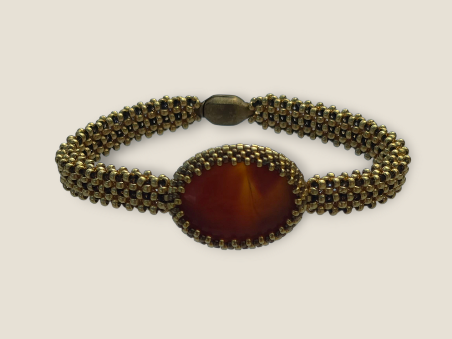 CARNELIAN GOLDEN BRACELET